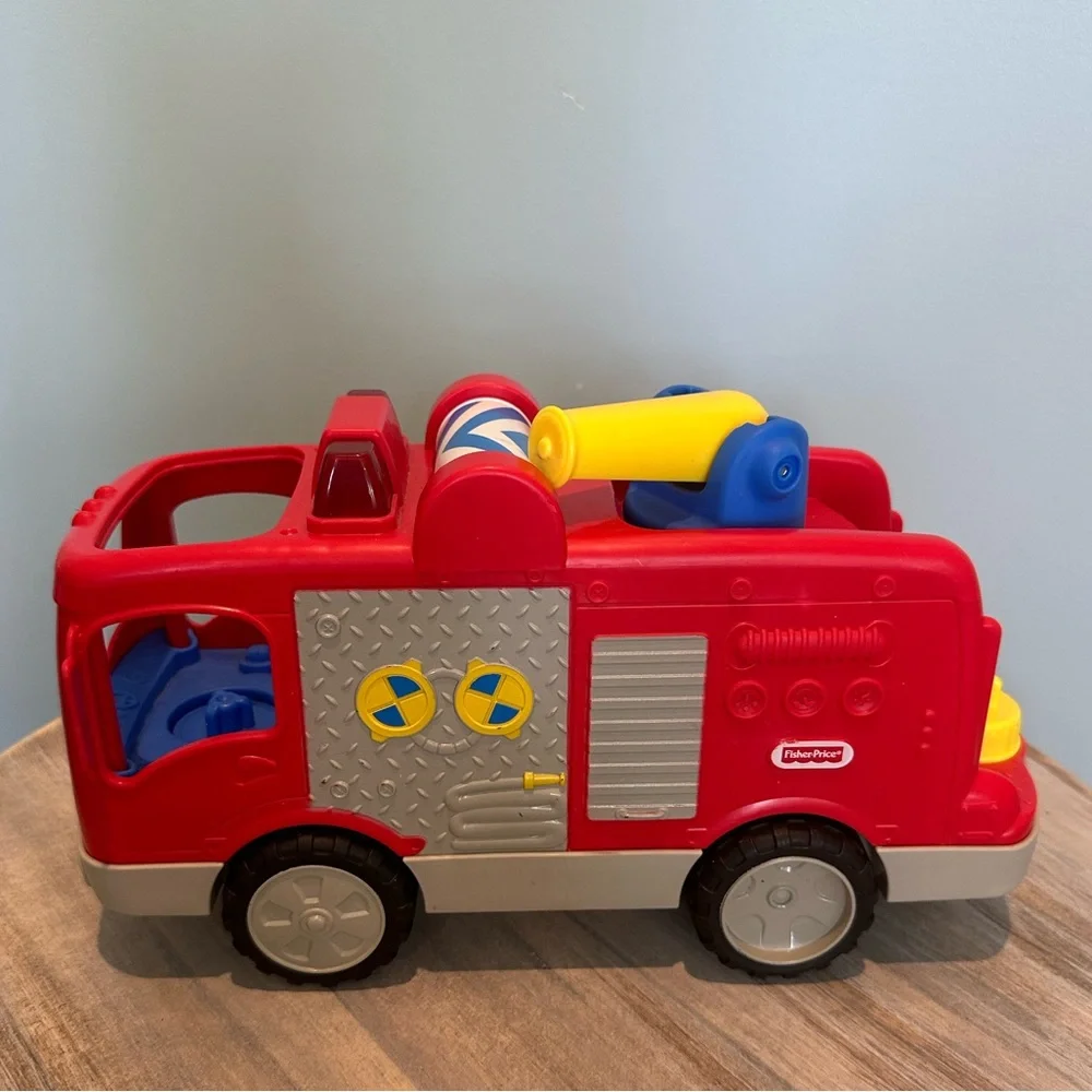 Fisher Price Little People Helping Hands Fire Truck